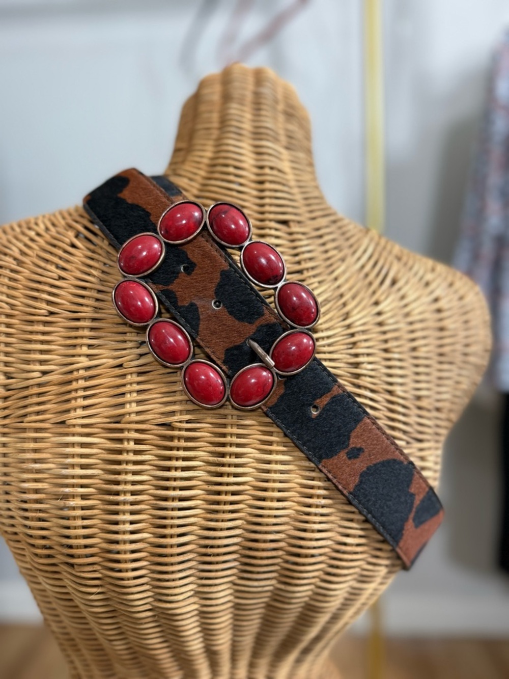 Red Stone Western Buckle Cowhide Waist Belt